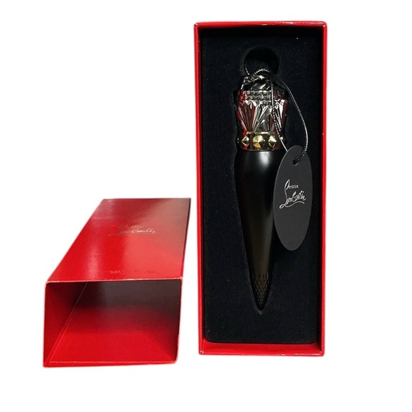 Rouge Louboutin Red Dramadouce 005M Velvet Matte Lipstick - Picture 4 of 9